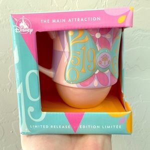 Minnie Main Attraction It’s A Small World Mug